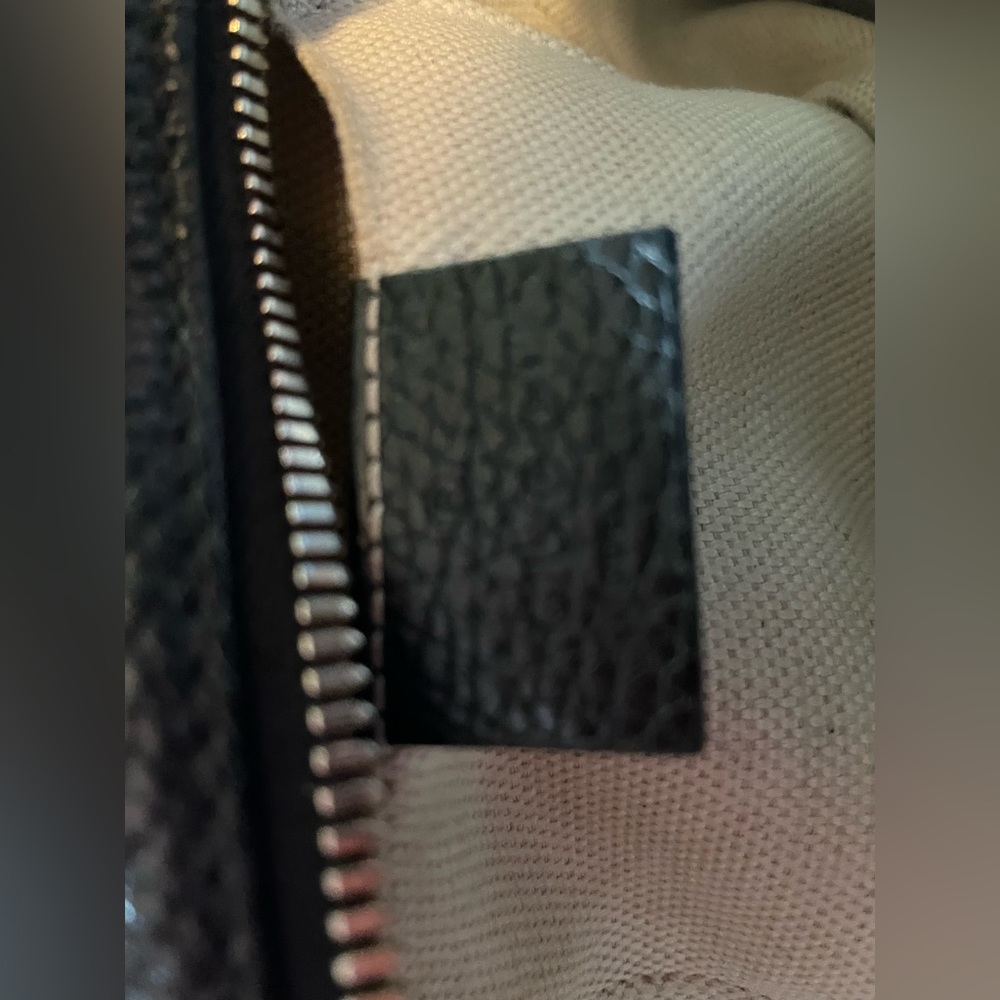 Gucci Soho Disco Crossbody - Picture 3 of 16